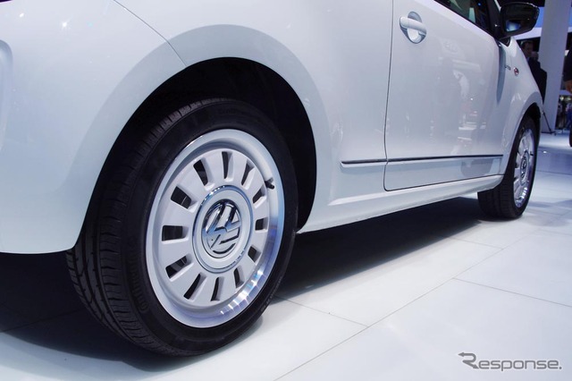 VW up! white(フランクフルトモーターショー11)