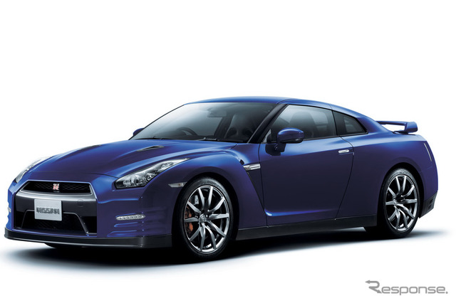 日産GT-Rの2012年モデル（日本では2011年モデル）