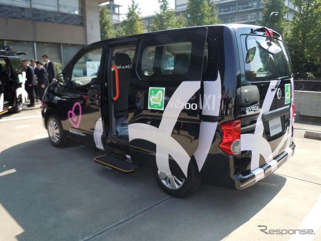 日産・NV200バネットタクシー