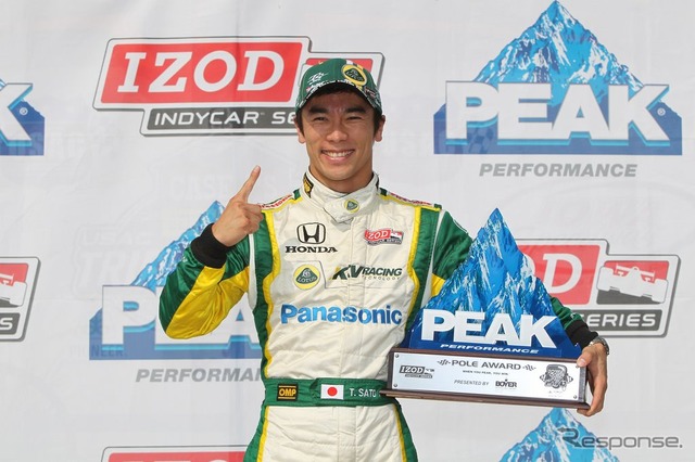 2011年シーズン、ポールポジションを獲得した佐藤琢磨