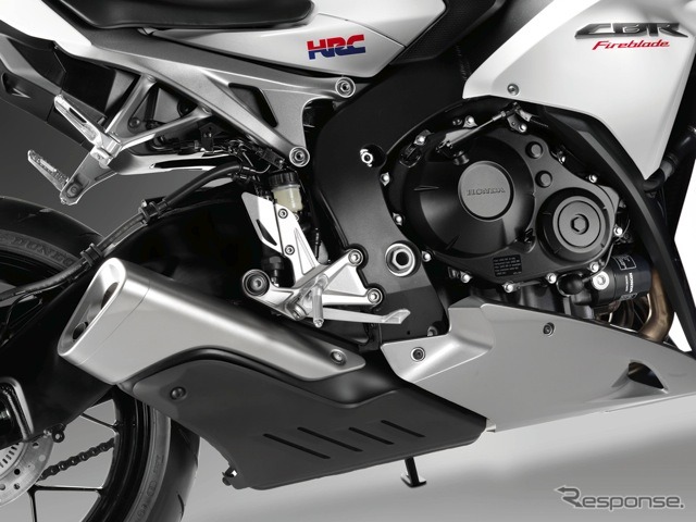 ホンダCBR1000RRファイアーブレード新型