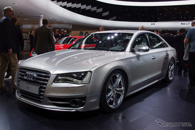 アウディ S8(フランクフルトモーターショー11)