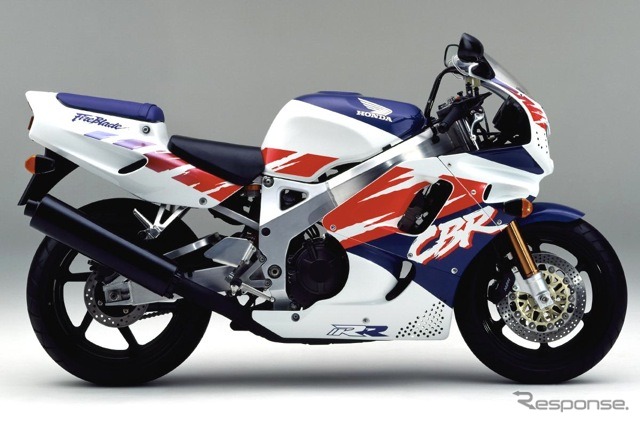 1992年、CBR900RR（893cc）