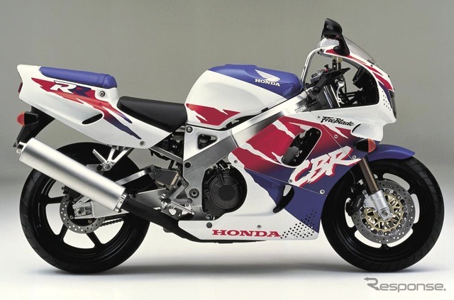 1994年、CBR900RR(893cc)