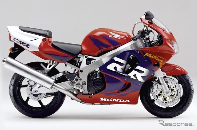 1998年、CBR900RR(918cc)