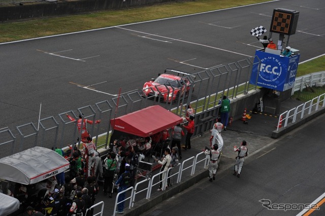 【SUPER GT 第7戦】日産 GT-R がワンツーフィニッシュ 