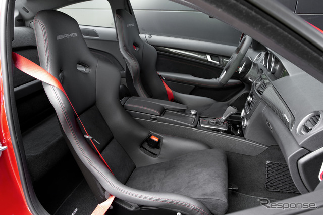 メルセデスベンツ C63AMGクーペ・ブラックシリーズ