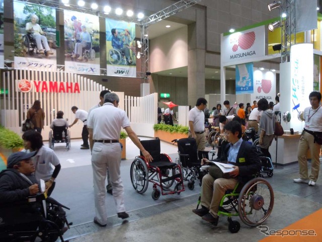 国際福祉機器展2011ヤマハ発動機ブース