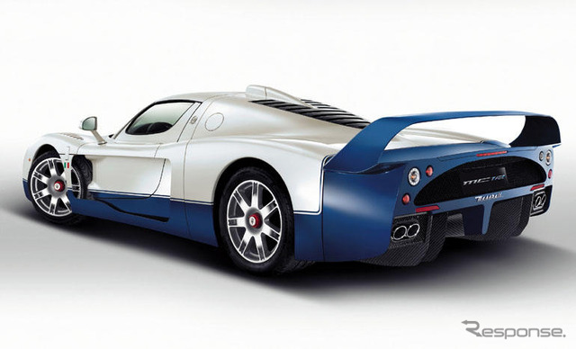 【ジュネーブモーターショー'04速報】マセラティ『MC12』で37年ぶりの勝利を