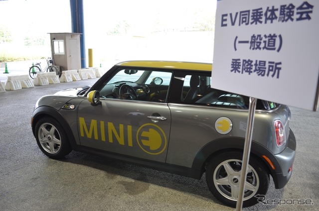 電気自動車開発技術展2011(EVEX)