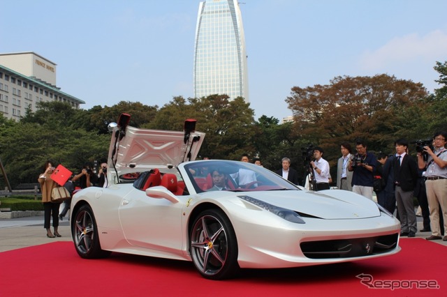 フェラーリ 458スパイダー 日本発表