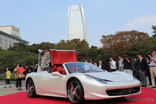 フェラーリ 458スパイダー 日本発表