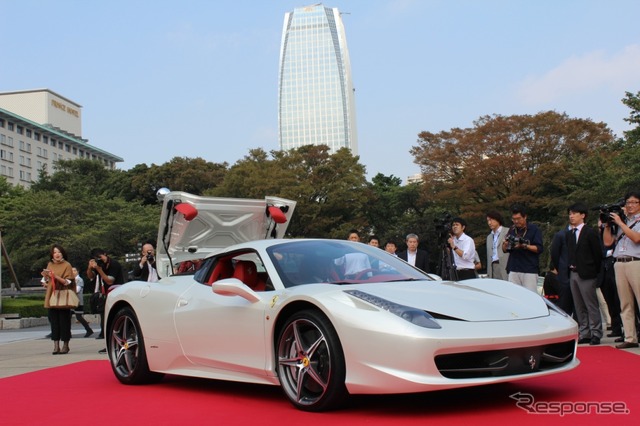 フェラーリ 458スパイダー 日本発表