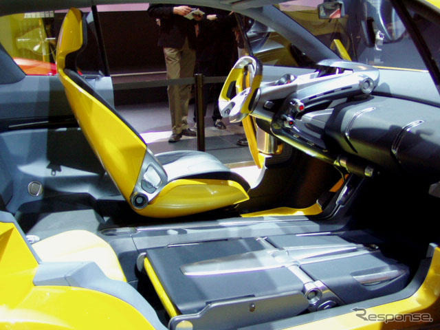 【ジュネーブモーターショー'04速報】オペル『トリックス』は真剣