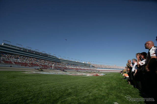 ダン・ウェルドン選手追悼ラップ（INDY CAR 最終戦）