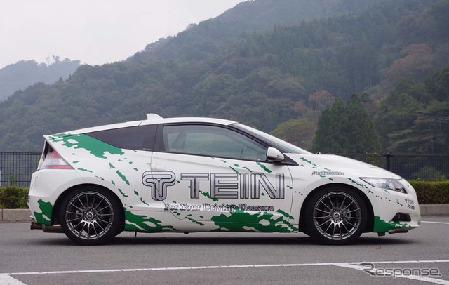 テイン STREET ADVANCE を装着したCR-Z