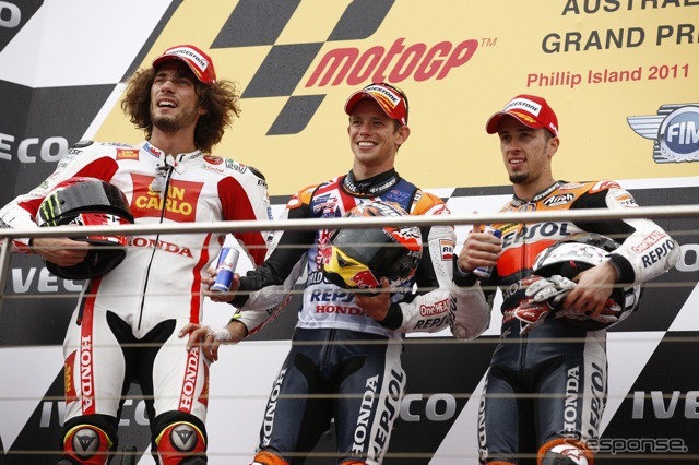 向かって左からシモンチェリ、ストーナー、ドヴィツィオーゾ（オーストラリアGP）