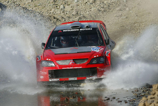 【三菱WRC】「ランサーWRC04」はさらに速くなる