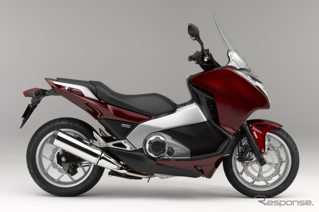 ホンダ、新型二輪車インテグラを欧州で発表