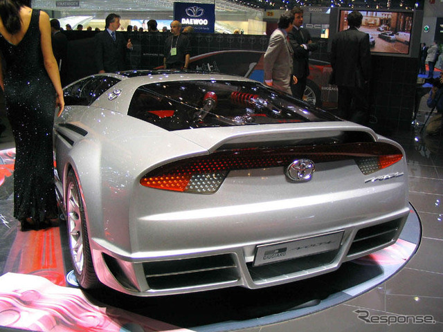 【ジュネーブモーターショー'04写真蔵】トヨタ、ハイブリッド、スーパースポーツ