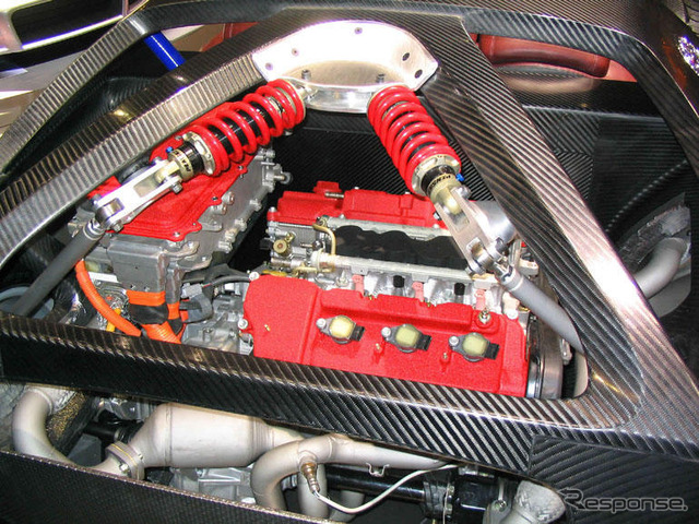 【ジュネーブモーターショー'04写真蔵】トヨタ、ハイブリッド、スーパースポーツ