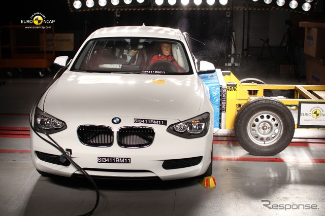 新型BMW1シリーズのユーロNCAPの衝突テスト