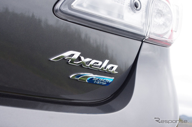マツダ アクセラ SKYACTIV