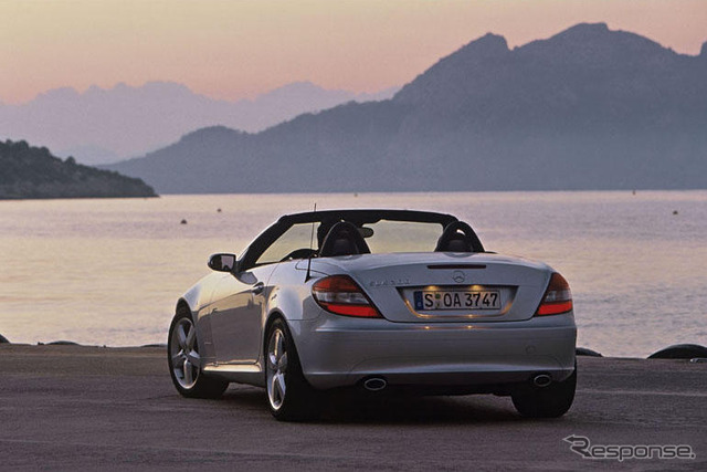 【ジュネーブモーターショー'04写真蔵】2代目メルセデスベンツ『SLK』