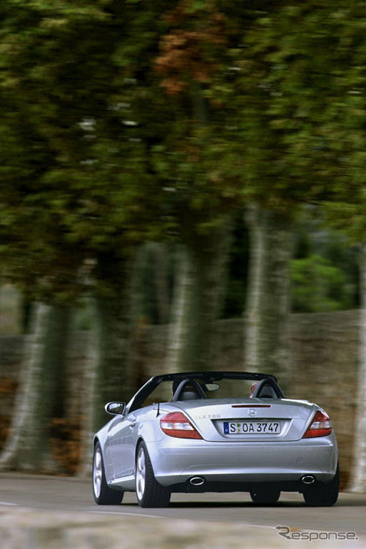 【ジュネーブモーターショー'04写真蔵】2代目メルセデスベンツ『SLK』