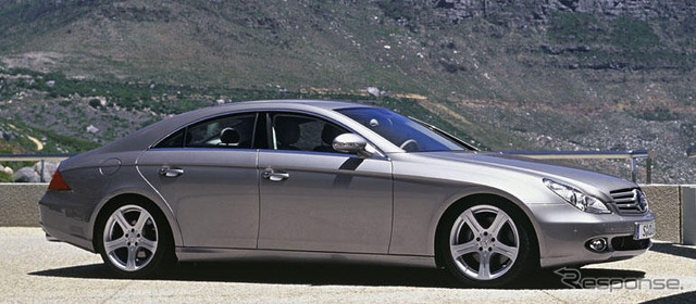 【ジュネーブモーターショー'04写真蔵】メルセデセスベンツ『CLS』…4ドアクーペ