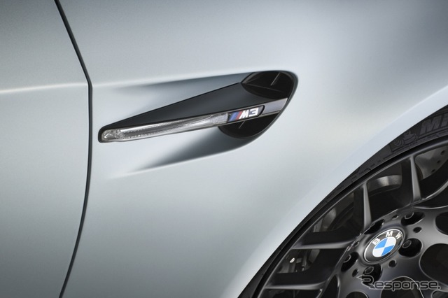 BMW M3クーペ フローズン・シルバー・エディション 
