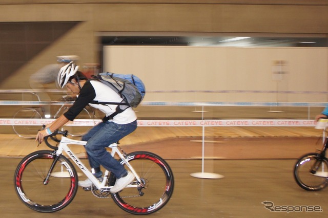 千葉県幕張メッセで、自転車の展示会「サイクルモードインターナショナル」が開幕した