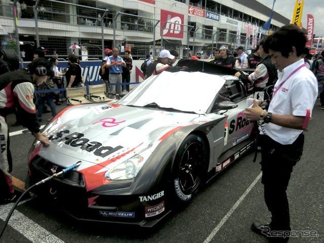 今年のGT500シリーズチャンピオンマシン、柳田真孝&ロニー・クインタレッリ組の日産GT-R。