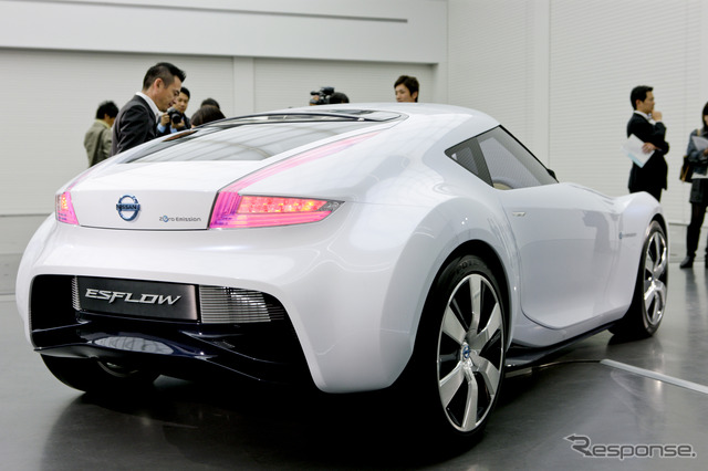 日産 エスフロー