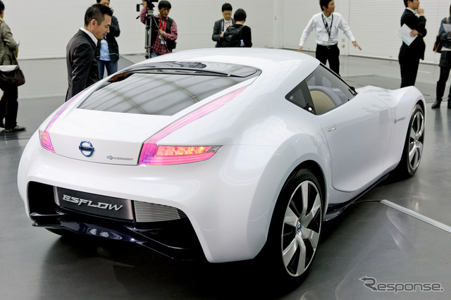 日産 エスフロー