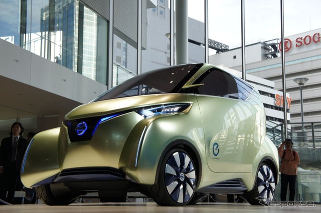 日産 PIVO 3 先行公開…スマートフォンでお出迎え