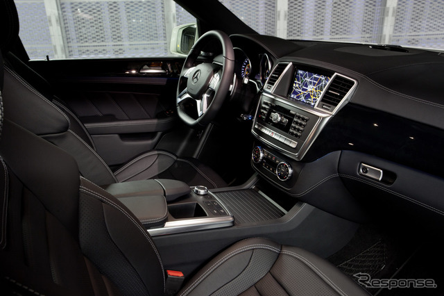 新型メルセデスベンツML63AMG