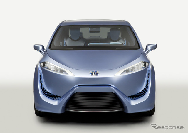 トヨタ FCV-R