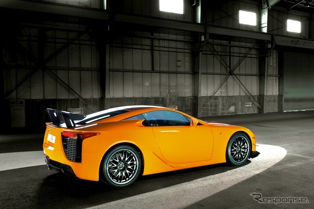 東京モーターショーに展示される レクサス LFA ニュルブルクリンクパッケージ 