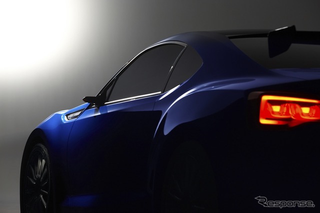 トヨタと共同開発した新型FRスポーツのコンセプトモデル、スバル 「BRZ コンセプト-STI–」