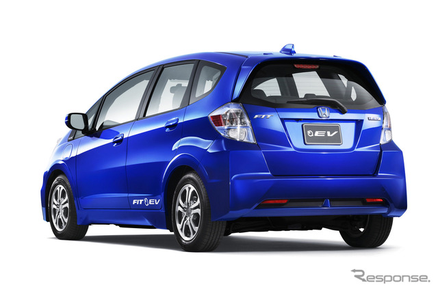2012年夏、米国カリフォルニア州などで発売されるホンダフィットEV(ロサンゼルスモーターショー11)