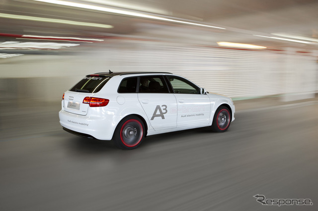 アウディA3スポーツバックをベースに開発したEVコンセプトカー、A3 eトロン(ロサンゼルスモーターショー11)