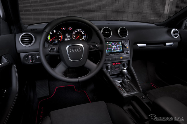 アウディA3スポーツバックをベースに開発したEVコンセプトカー、A3 eトロン(ロサンゼルスモーターショー11)
