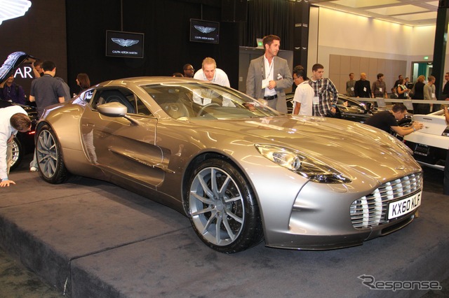 世界限定77台、価格は1億2000万円のスーパーカー、アストンマーチンOne-77(ロサンゼルスモーターショー11)
