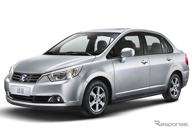 東風日産の自主ブランドモデル、ヴェヌーシアD50（広州モーターショー11）