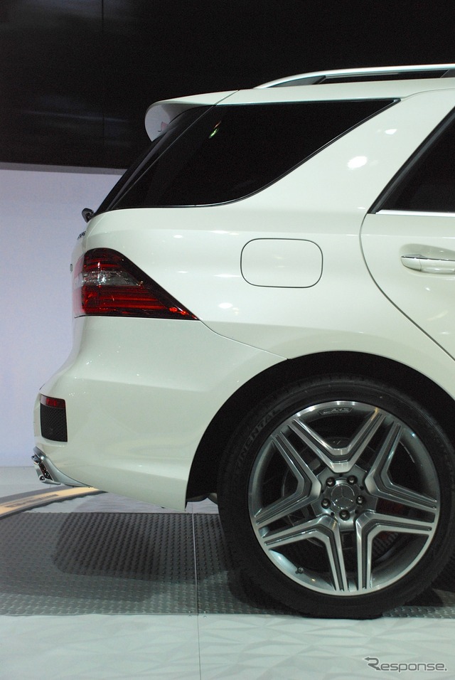 メルセデス ML63AMG(ロサンゼルスモーターショー11)