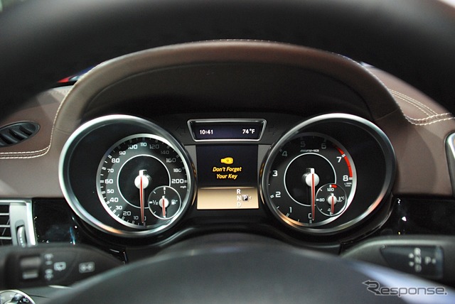 メルセデス ML63AMG(ロサンゼルスモーターショー11)