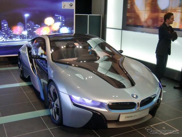 BMW i8