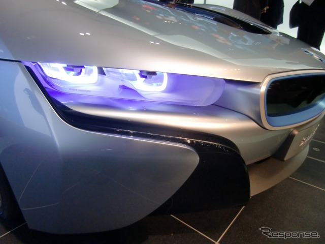 BMW i8