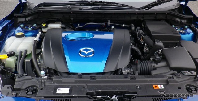 マツダ アクセラ SKYACTIV